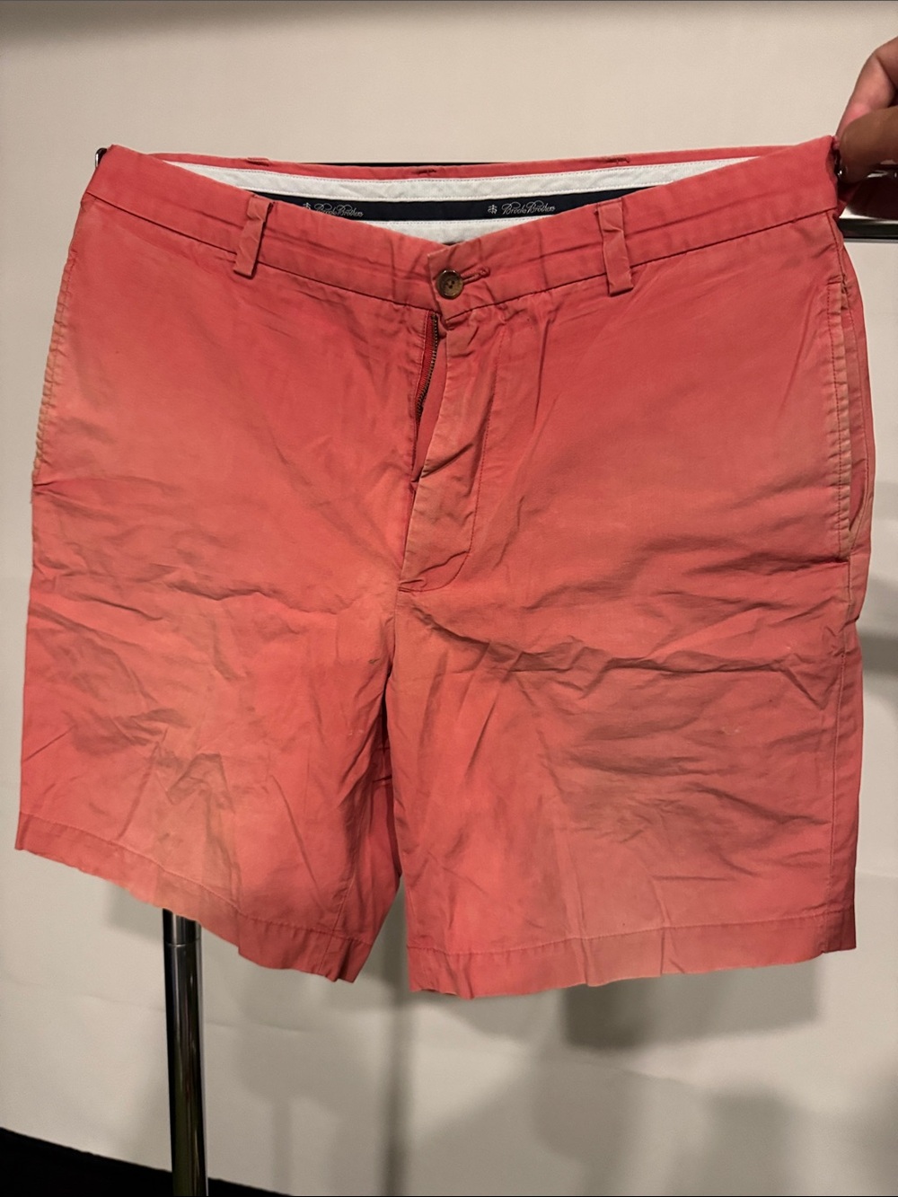 Brooks Brothers Coral Flat-Front Men’s Shorts